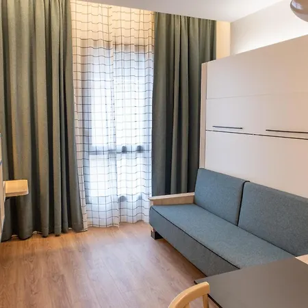 Adagio Access Centre Cathedrale Szálloda