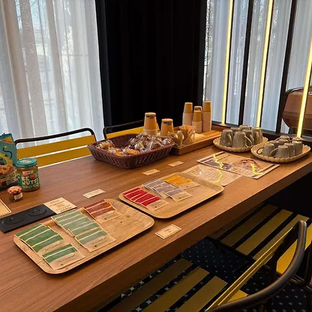 Adagio Access Centre Cathedrale Hotel 3*