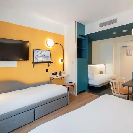 Adagio Access Centre Cathédrale Hotel 3*