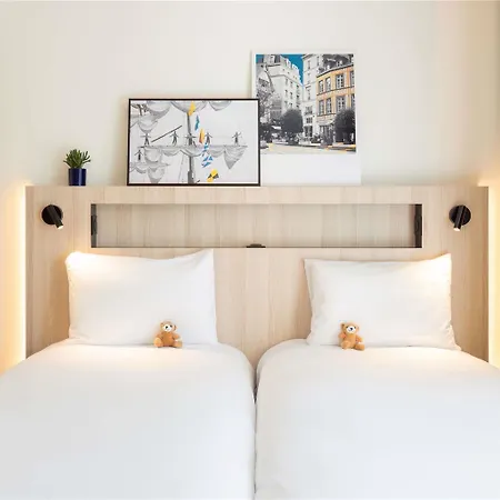 Hotel Adagio Access Centre Cathédrale 3*
