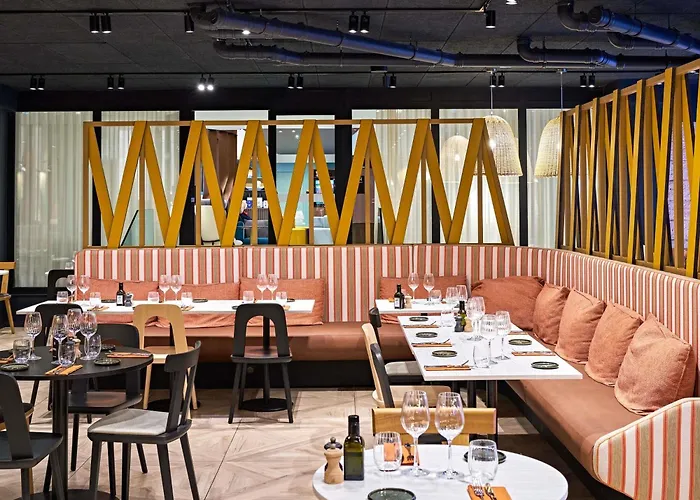 Adagio Access Centre Cathedrale 3* Rouen