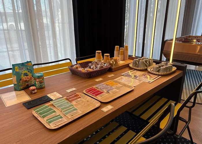 Adagio Access Centre Cathedrale Hotel 3*