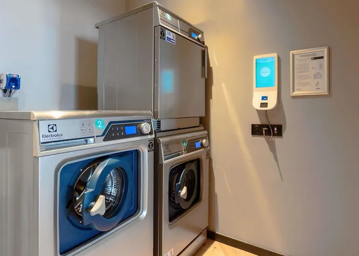 Adagio Access Centre Cathédrale Hotel 3*